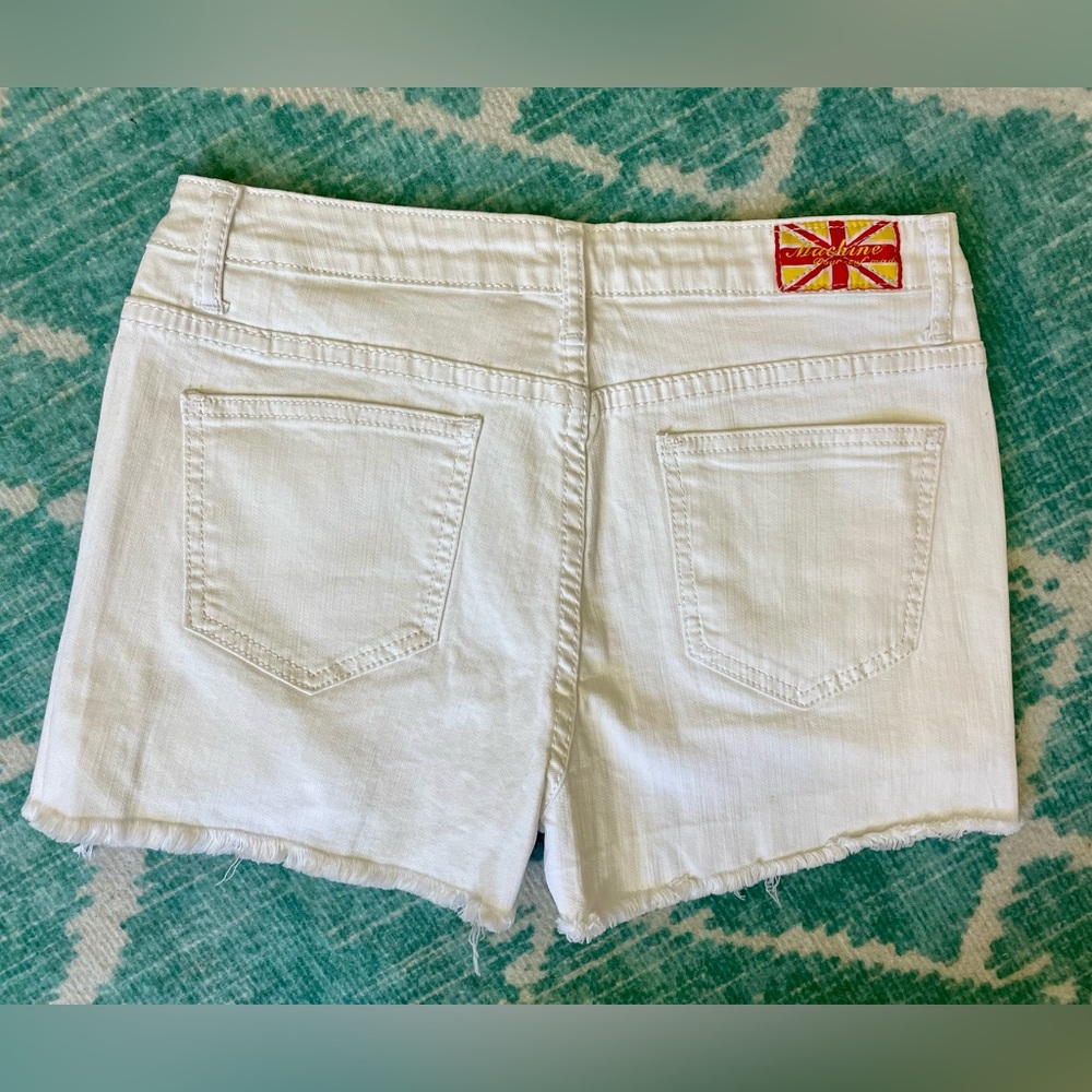 MACHNE Distressed White Denim Shorts. NWT! - Picture 2 of 8